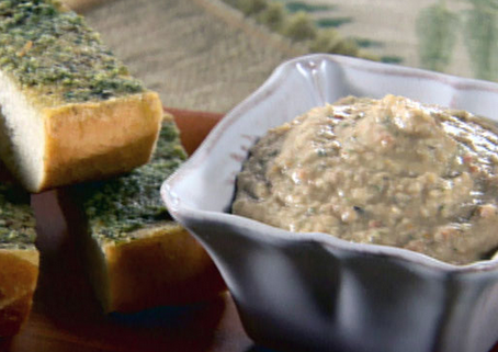 The Spicy Olive's Tuscan Bean Dip