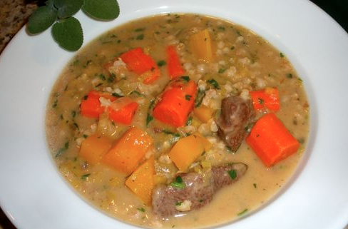 The Spicy Olive's Slow CookerBeef, Barley and Squach Stew
