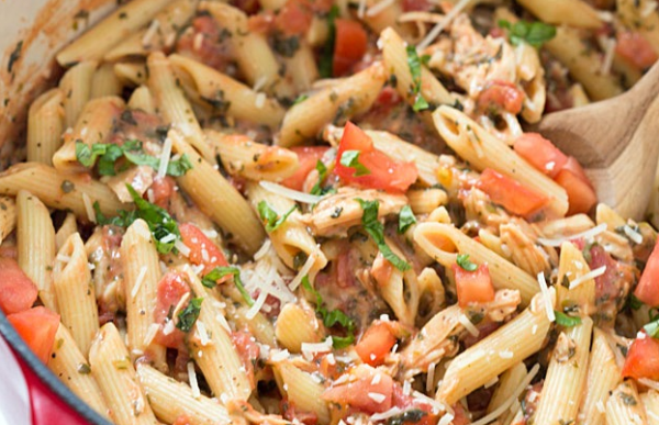 The Spicy Olive's Tuscan One Pan Pasta