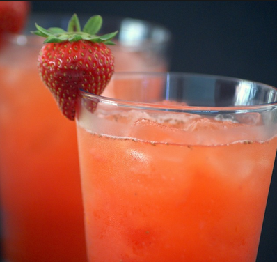 The Spicy Olive's Strawberry Lemonade
