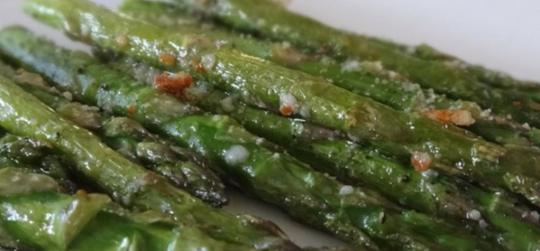 The Spicy Olive Roasted Asparagus