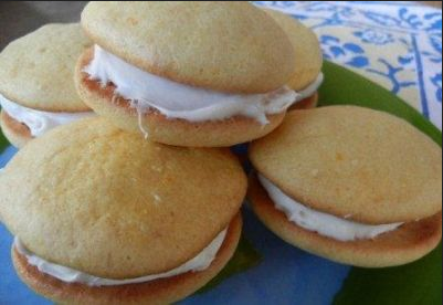 The Spicy Olive's Orange Creamsicle Whoopie Pie