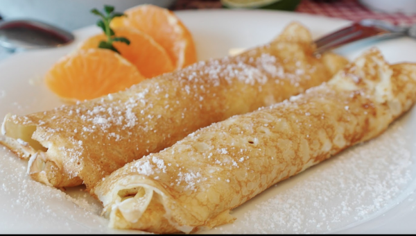 The Spicy Olive's Orange Creamsicle Crepes