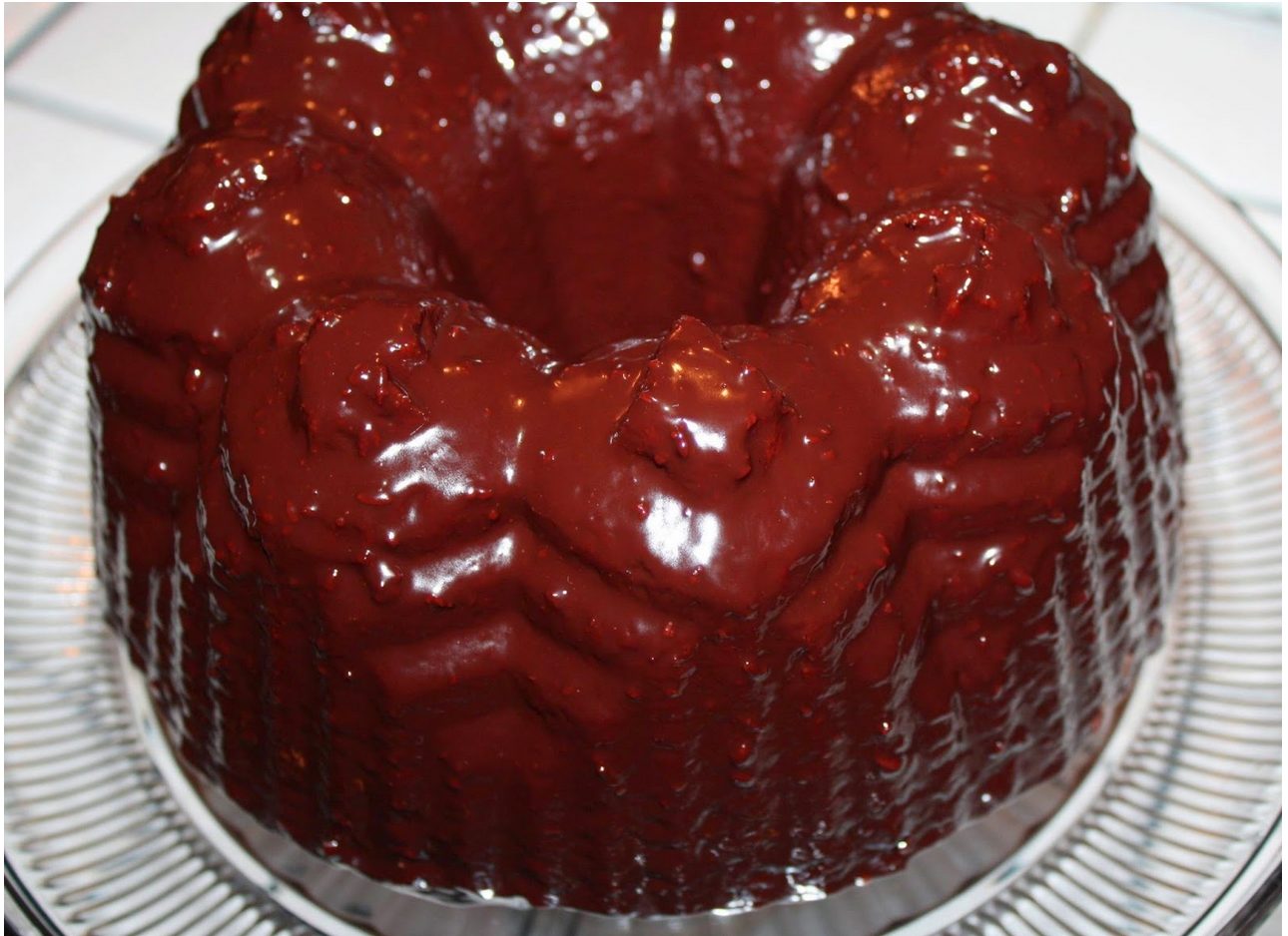 Chocolate Raspberry Glazed Bundt cake